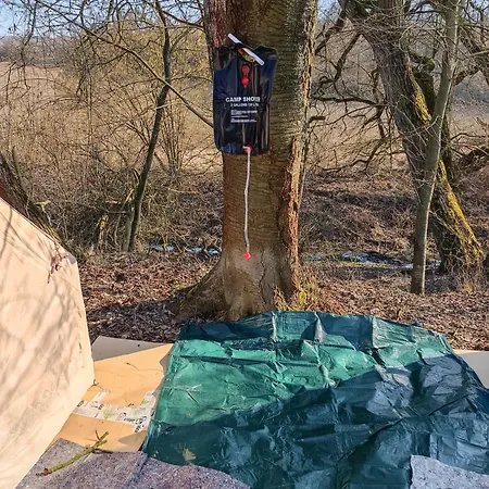 Praha Glamping Nucice 380 * Loděnice