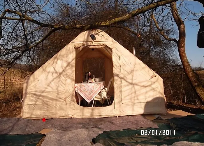 Campismo de Luxo Praha Glamping Loděnice