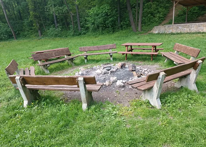 Campismo de Luxo Praha Glamping Loděnice