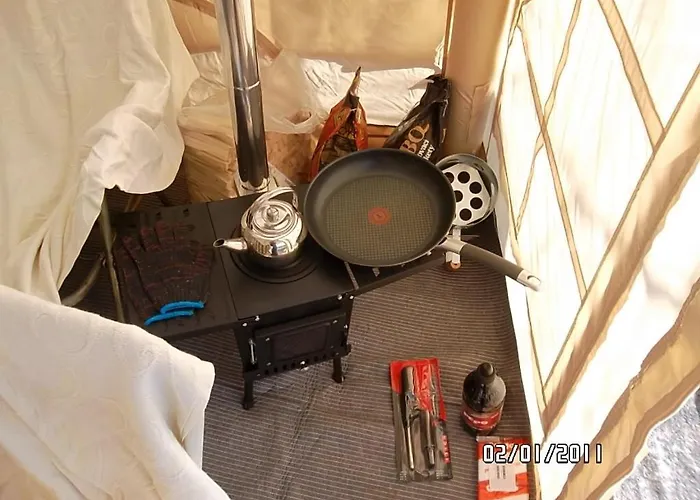 Praha Glamping Campismo de Luxo Loděnice